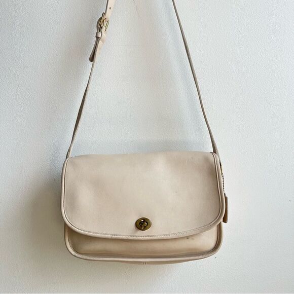 Vintage COACH City Bag Bone Leather Shoulder Crossbody Handbag - Picture 1 of 15